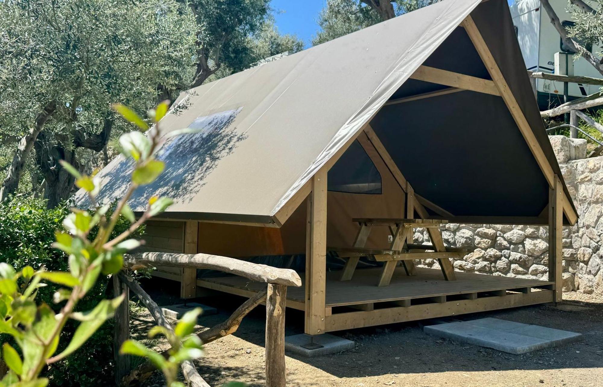 Hostel & Glamping Santa Fortunata Сорренто Экстерьер фото